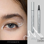 02# Light Feather Vivid White