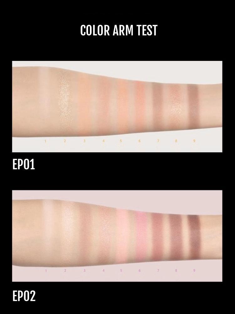 Palette de fards à paupières neuf couleurs INTO YOU 7,2 g