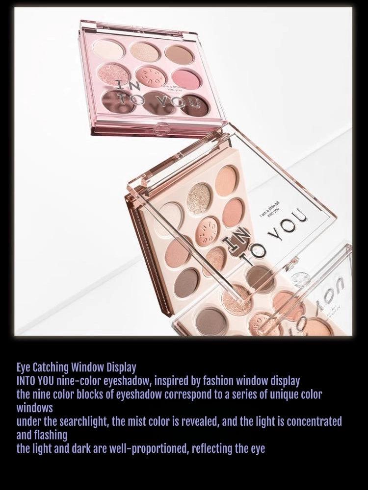 Palette de fards à paupières neuf couleurs INTO YOU 7,2 g