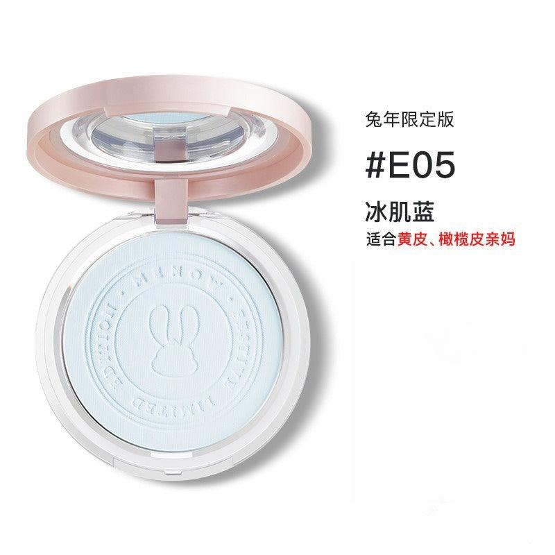 Poudre de fixation compacte MENOW Édition pour lapin Année F16008E 8,5 g