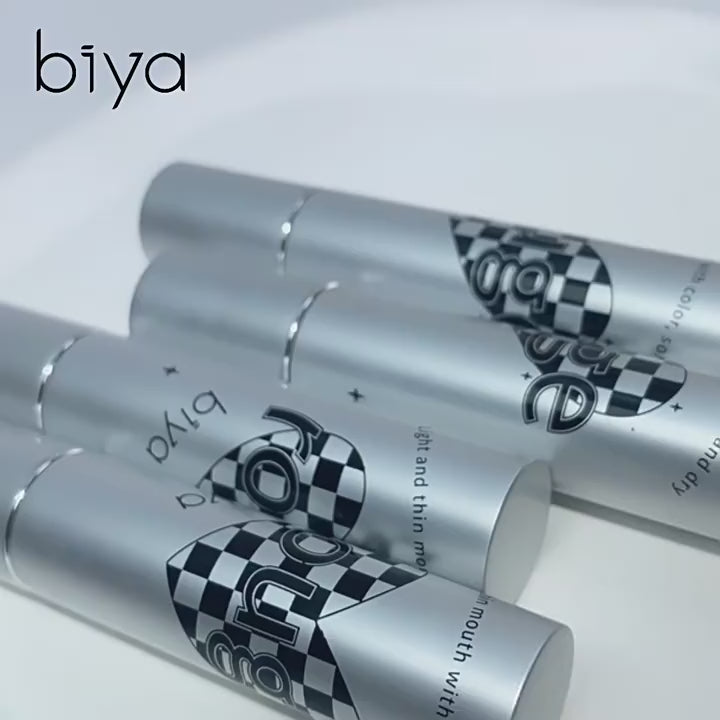加载视频： BIYA 比雅轻盈无妆感锁色口红 3.8g