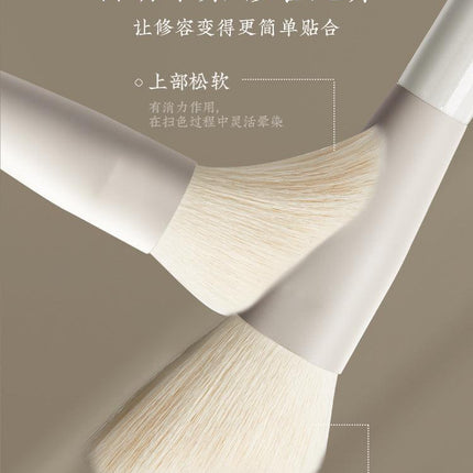 Rownyeon Contour Brush YM241 RY018 - Chic Decent
